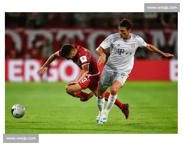 弗雷堡迎战门兴格拉德巴赫德甲焦点对决前瞻解析赛场风云走势观察