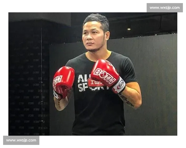 潇杀狂对决雅桑克莱巅峰之战揭示格斗技艺与意志的终极碰撞传奇时刻